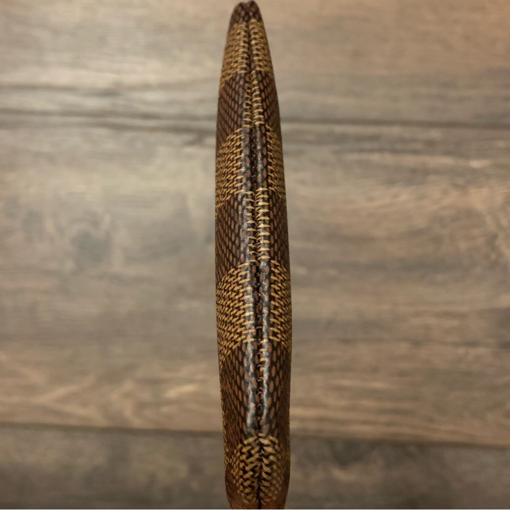 Louis Vuitton Key Pouch in Damier Ebene Canvas - Picture 7 of 14